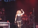 Shakira * Shakira at Kiss Concert 2002 - Photo by Kiss 108 * 533 x 400 * (31KB)